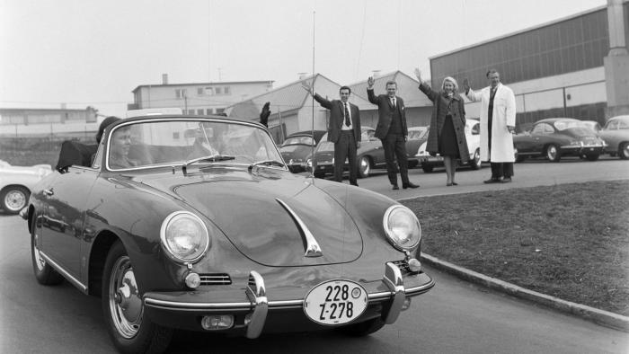70 лет фабричной коллекции Porsche в Штутгарте-Цуффенхаузене