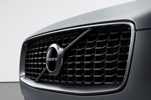 У Volvo появятся камеры от невнимательности и пьянства за рулём