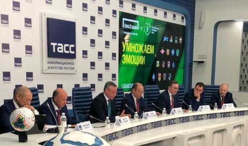Российская футбольная премьер-лига: старт нового сезона